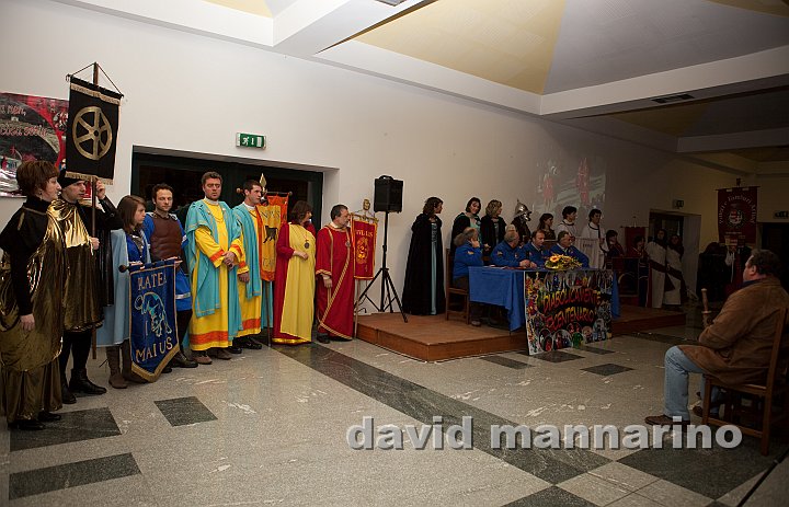 presentazione personaggi-7003.jpg
